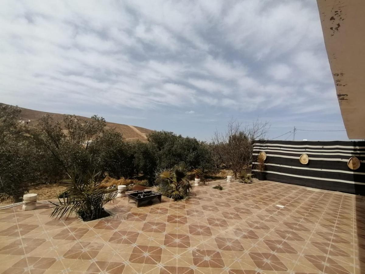 Farmer Stay Hostel Wadi Musa Bagian luar foto