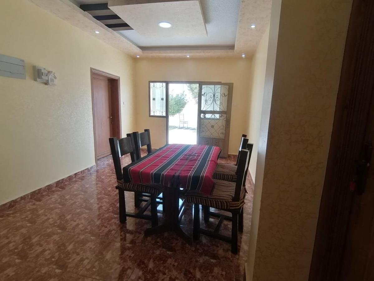 Farmer Stay Hostel Wadi Musa Bagian luar foto