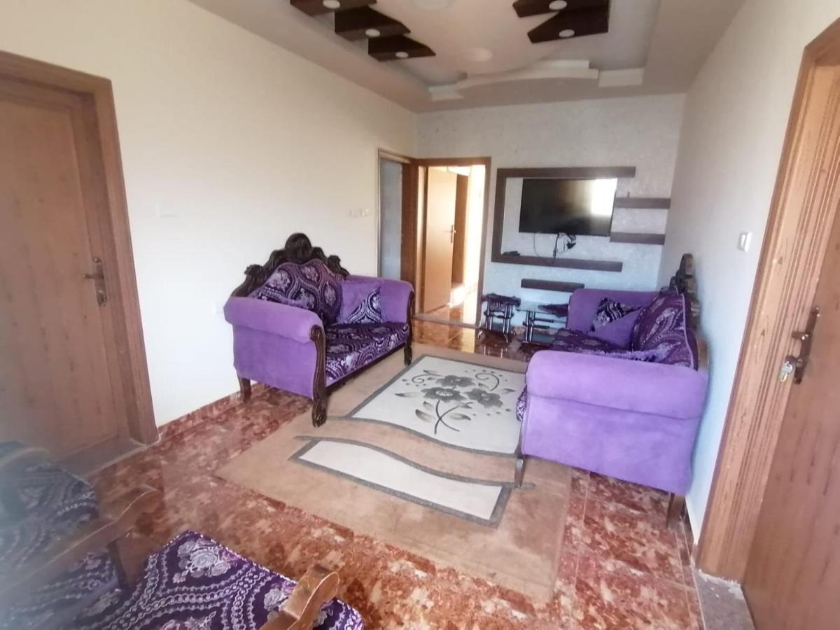 Farmer Stay Hostel Wadi Musa Bagian luar foto
