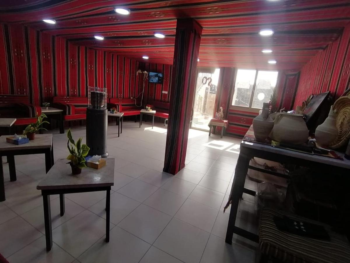 Farmer Stay Hostel Wadi Musa Bagian luar foto