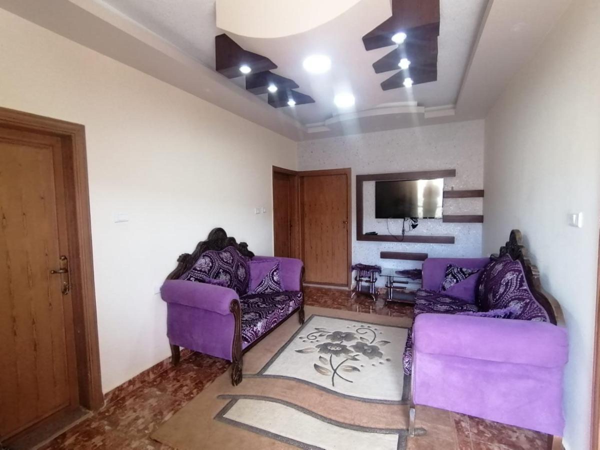 Farmer Stay Hostel Wadi Musa Bagian luar foto