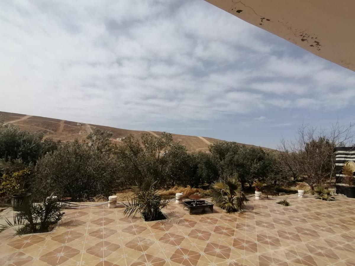 Farmer Stay Hostel Wadi Musa Bagian luar foto