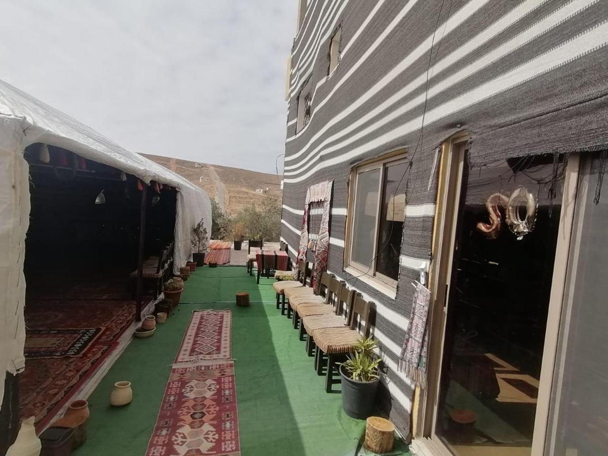 Farmer Stay Hostel Wadi Musa Bagian luar foto