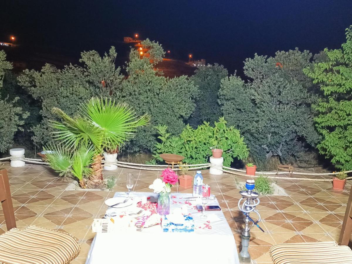 Farmer Stay Hostel Wadi Musa Bagian luar foto