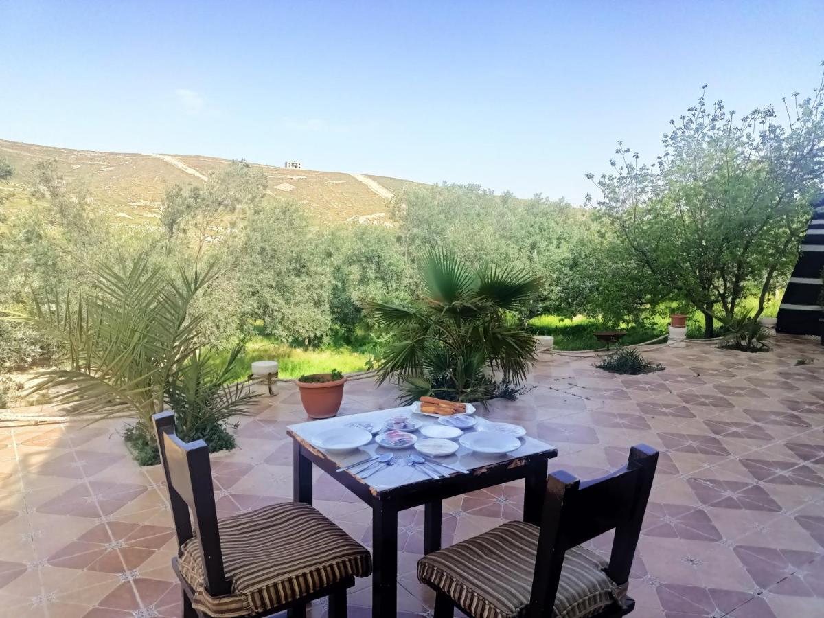 Farmer Stay Hostel Wadi Musa Bagian luar foto